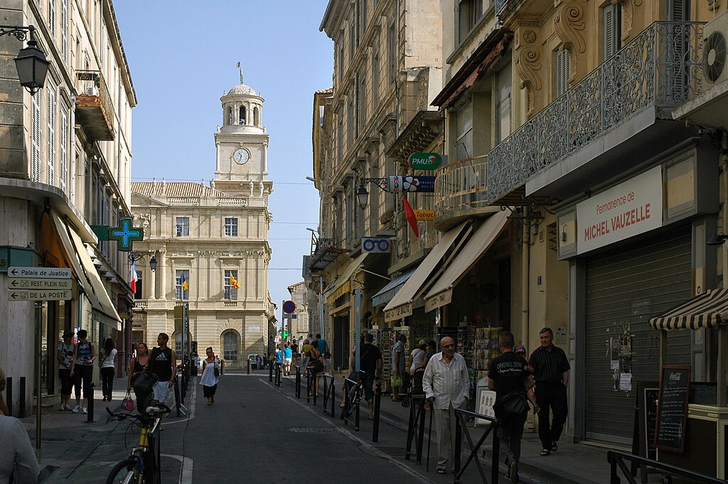 Renovation interieure pas cher Arles