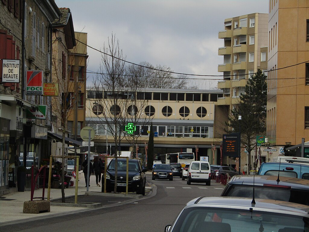 Renovation interieure pas cher Bourgoin-Jallieu